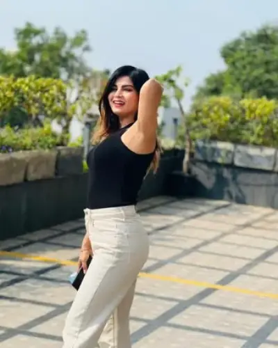 Call Girls Udhna Cash On Delivery